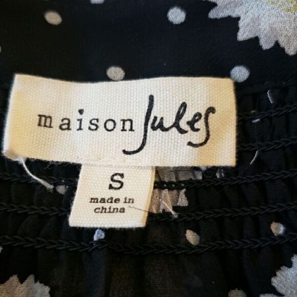 Maison Jules Sheer Daisy Top Size Small - Picture 3 of 5
